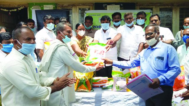 ತಾಲೂಕಿನಲ್ಲಿ ಯಾವುದೇ ಗೊಬ್ಬರ ಬೀಜಗಳ ಅಭಾವವಿಲ್ಲ: ಶಾಸಕ ಪೂಜಾರ